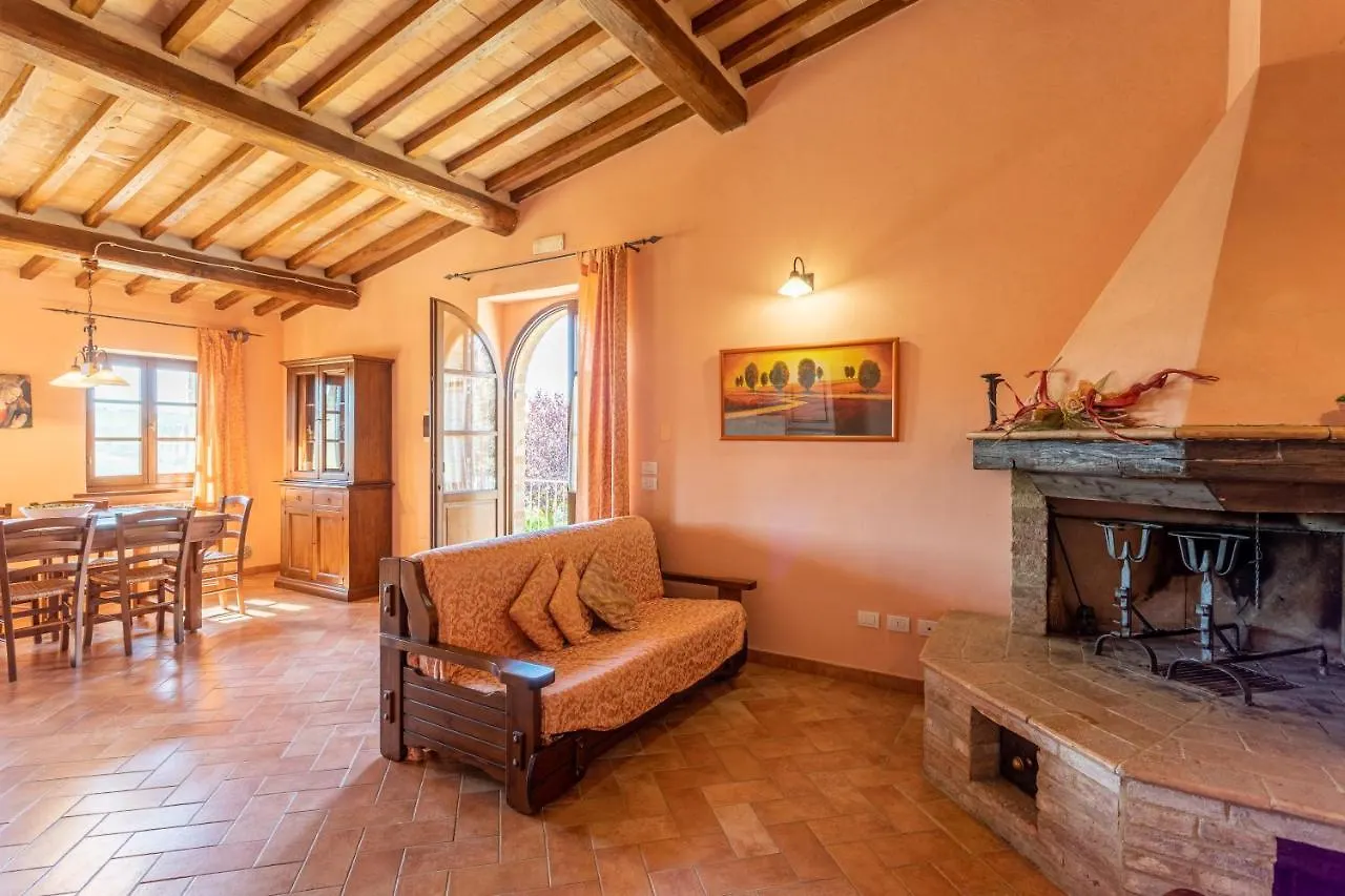 Agriturismo S. Eurosia Montalcino Apartment